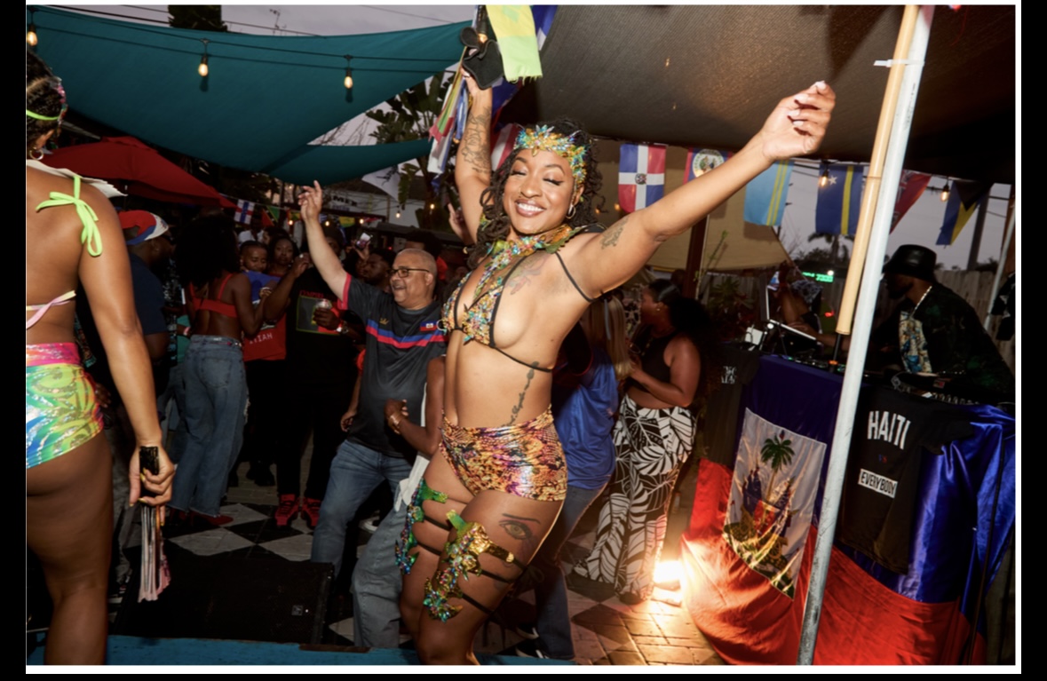 Carnival · Backstage
